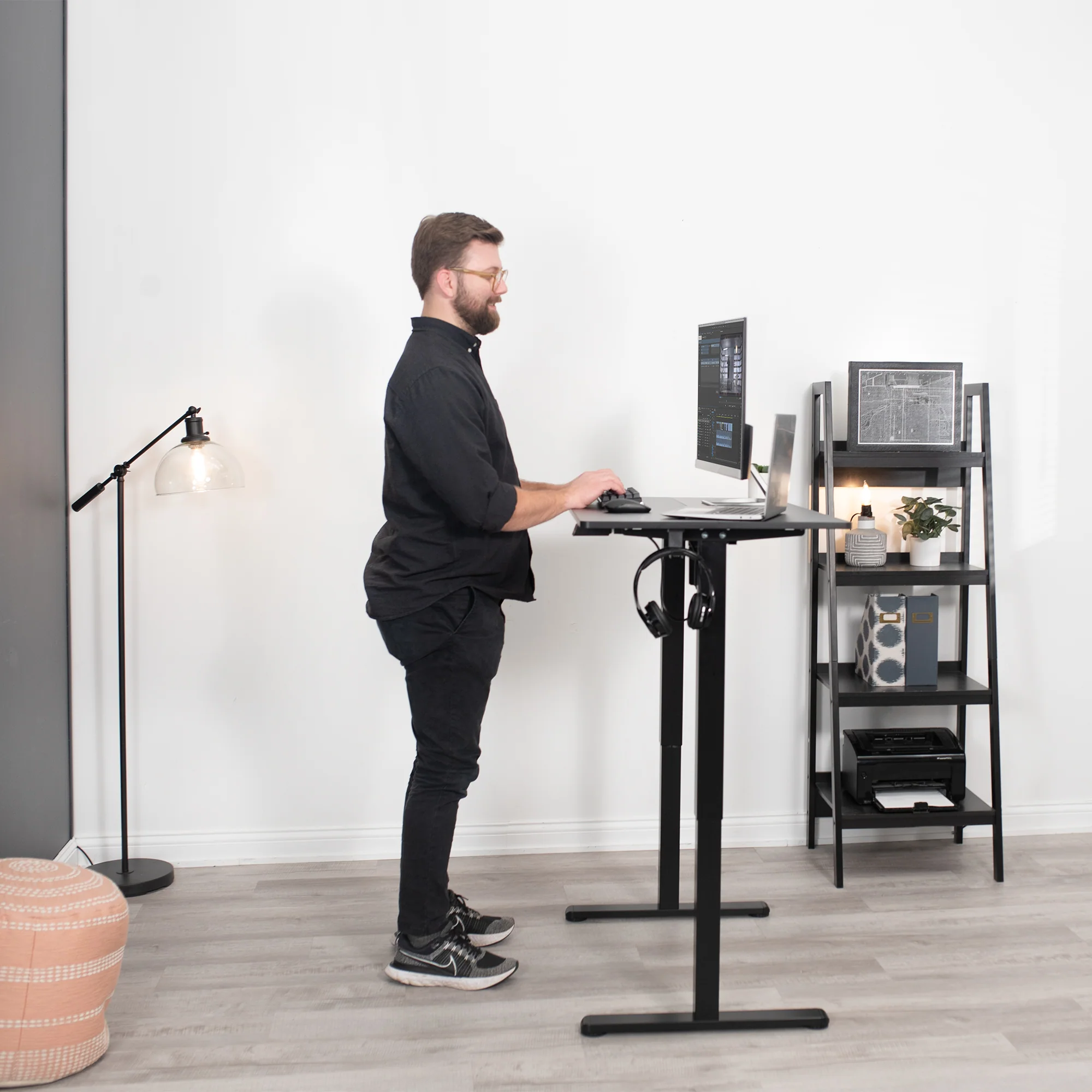 40" x 24" Electric Desk - Image 7