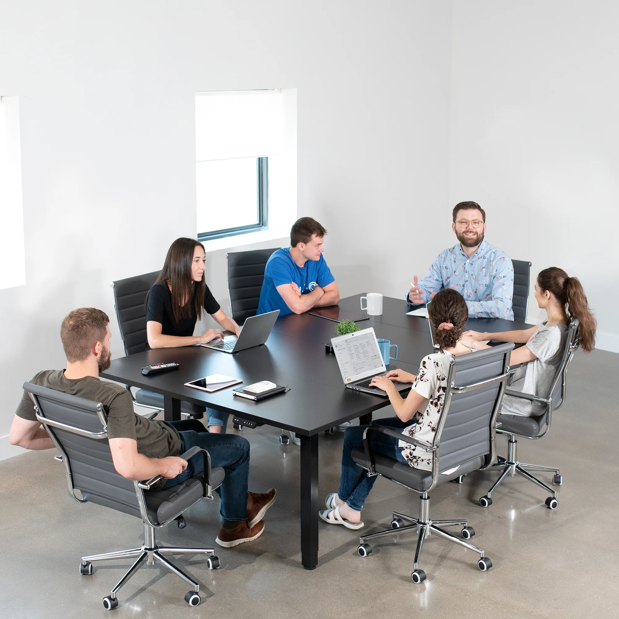 40 Series - 95" x 55" Dual Motor 4-Leg Conference Table with Square Corner Top - Image 9