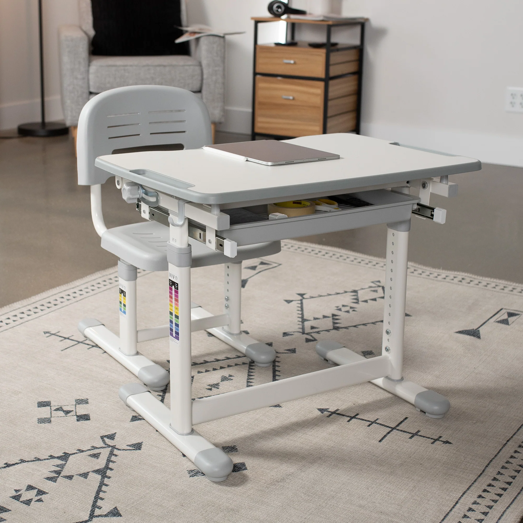 Kids' Height Adjustable Desk and Chair - Image 8