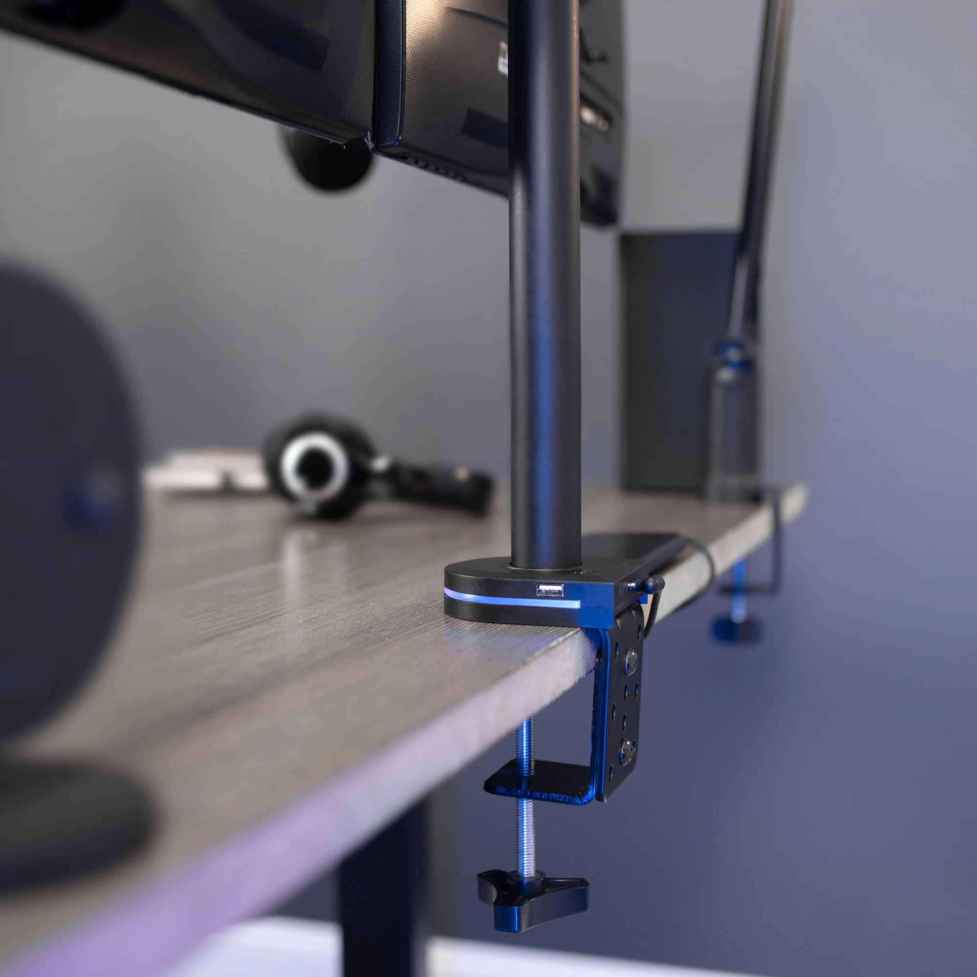 RGB Pole Accessory with USB - Image 2