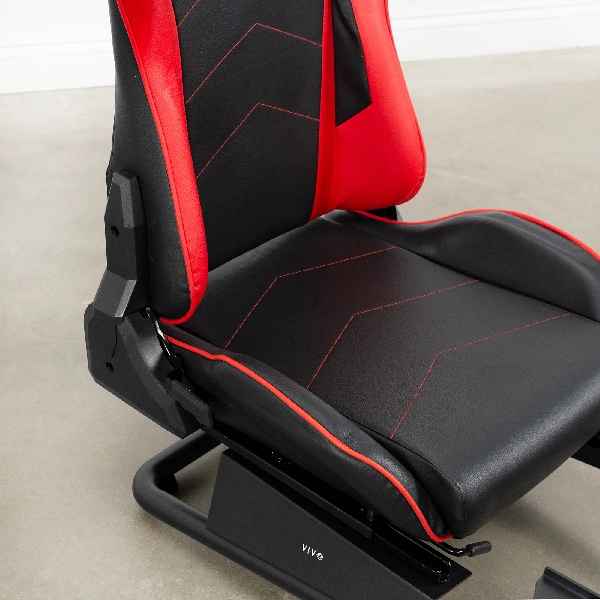 Racing Simulator Cockpit with TV Mount - Image 8