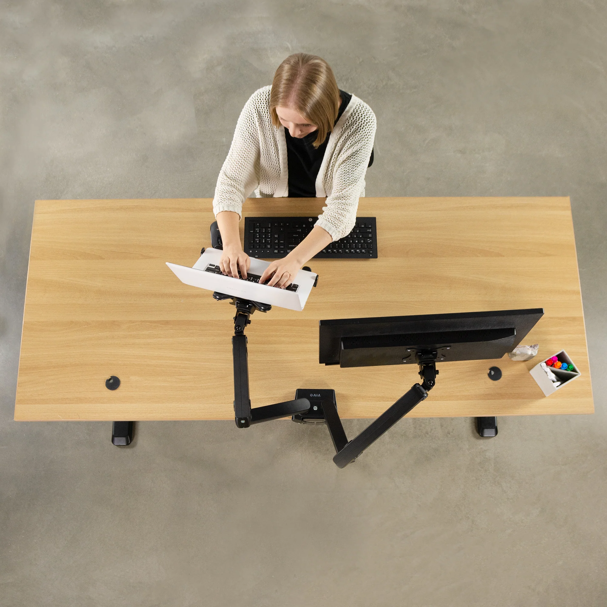 VESA Compatible Laptop Holder - Image 7