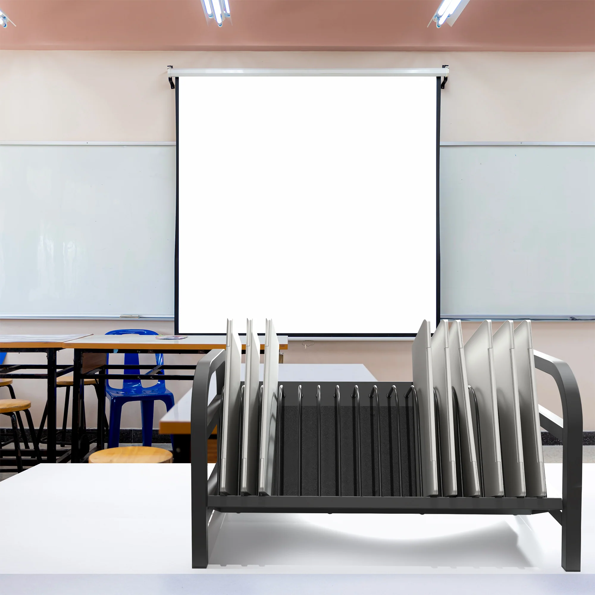 16-Device Open Charging Station - Image 7