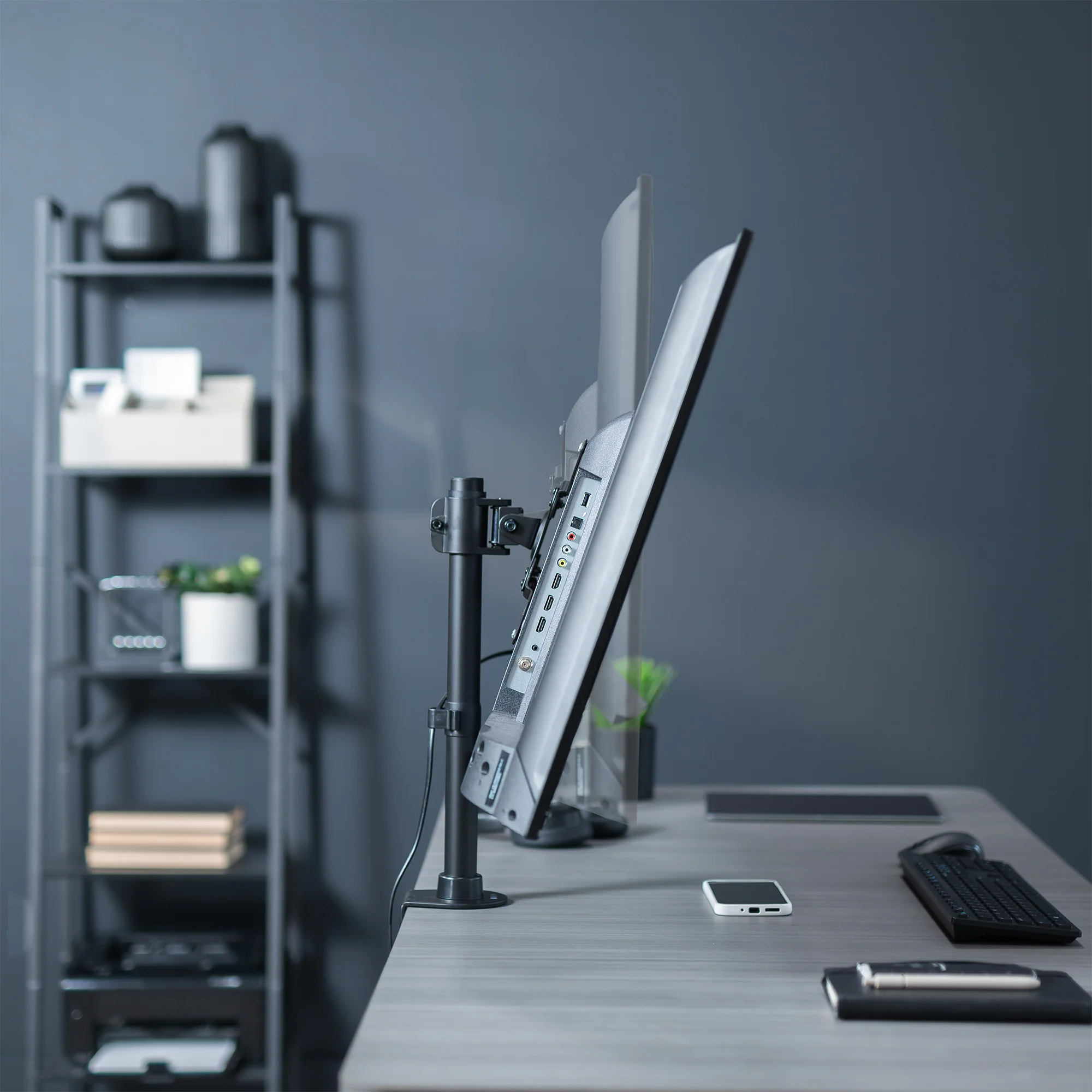 Single 17" to 42" Monitor Desk Mount - Image 10